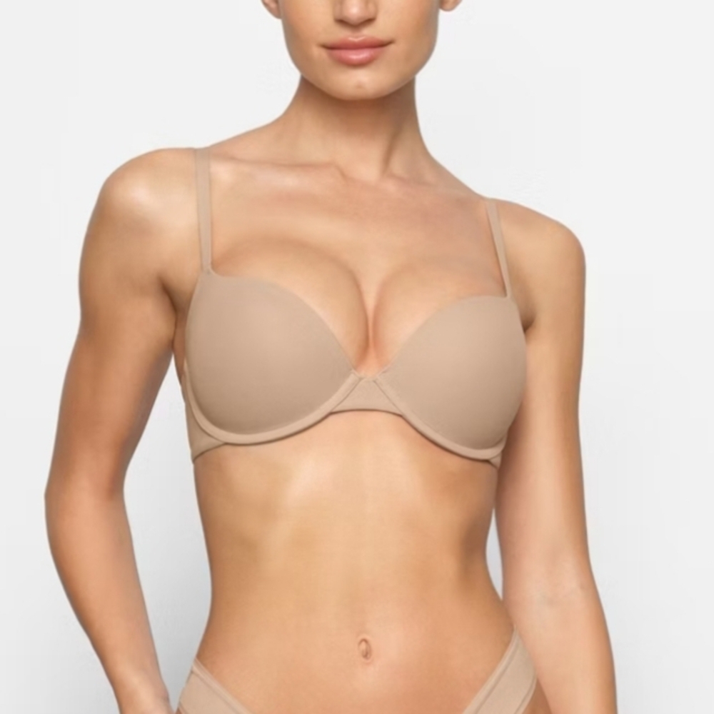 SKIMS Fits Everybody Push Up Bra in Clay Size 34B